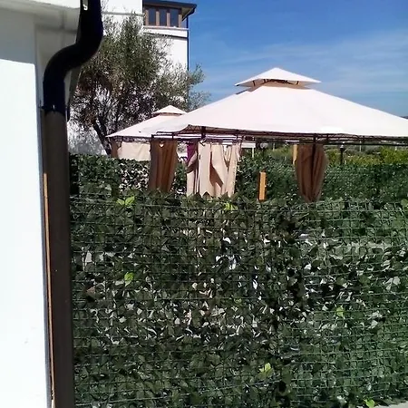 Marechiaro Nyaraló *